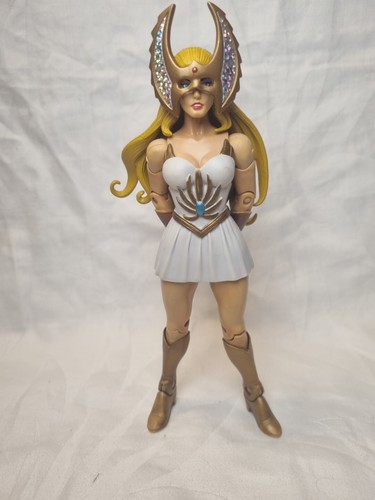 She masters the universe - she-ra,