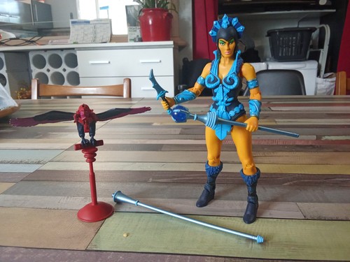 Evil lyn motu classic - , motuc